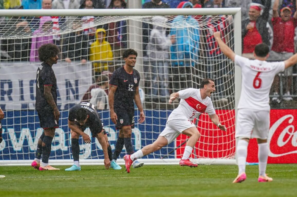 USA sees positives despite 3rd straight loss in Turkey friendly - ESPN