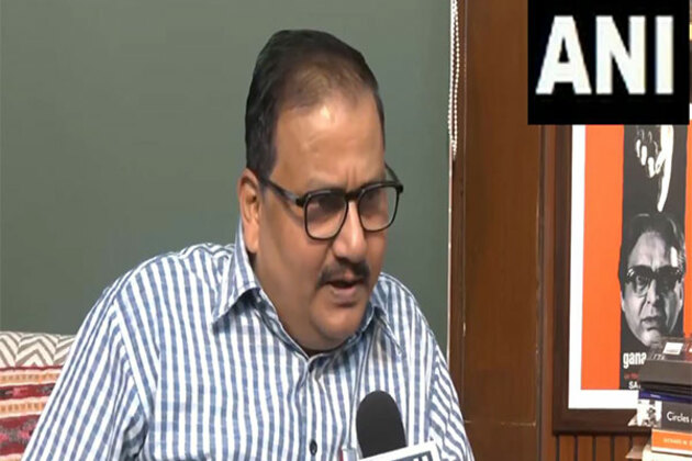 "We must show our language which is entirely different from BJP": RJD MP Manoj Kumar Jha on Rahul Gandhi's remark
