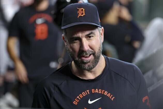 Tigers RHP Justin Verlander injures hamstring while on IL, out 'weeks'