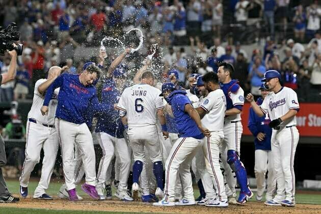 MLB roundup: Rangers rally, top Yankees in 10th on Josh Jung's HR
