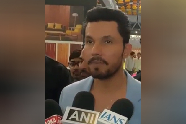 Actor Randeep Hooda lauds women architects of India