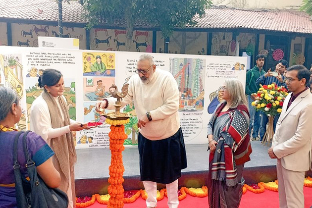 Giriraj Singh inaugurates 'Crafted for the Future' exhibition