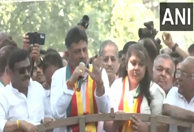 Karnataka Dy CM Shivakumar holds roadshow for Bengaluru South candidate Sowmya Reddy