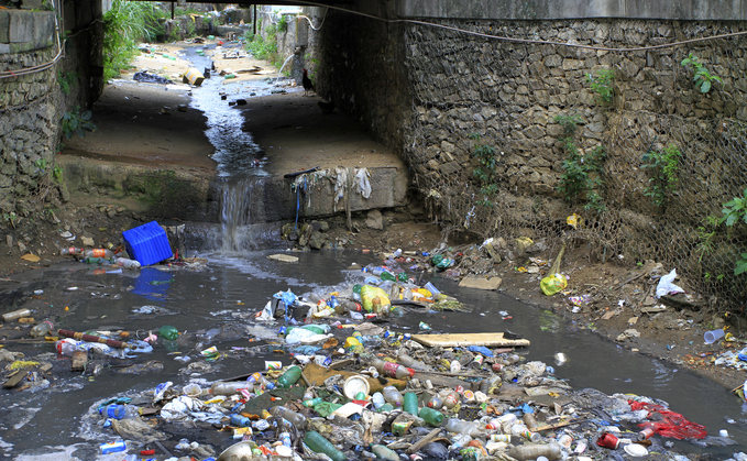 Firms are under pressure to tackle their plastic footprint | Credit: iStock