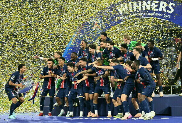 Football fans riot after PSG victory