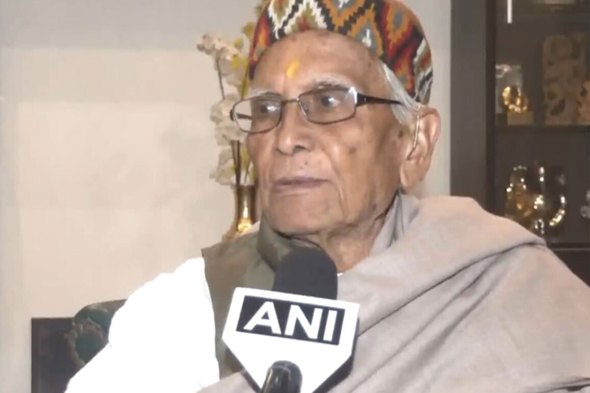 "Not only matter of pride for me but for others involved in education and literature": Padma Shri awardee Kailash Chandra Pant