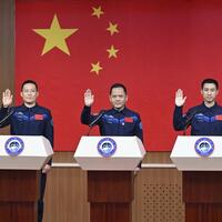Zhang Hongzhang to lead scientific, poetic life in space