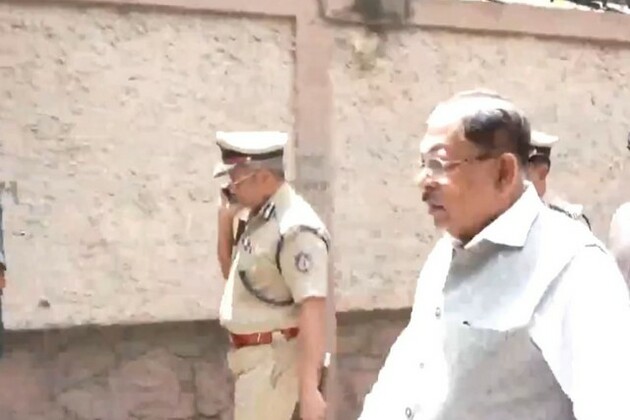 "Magisterial inquiry ordered, action will be taken," Karnataka Home Minister on stadium stampede