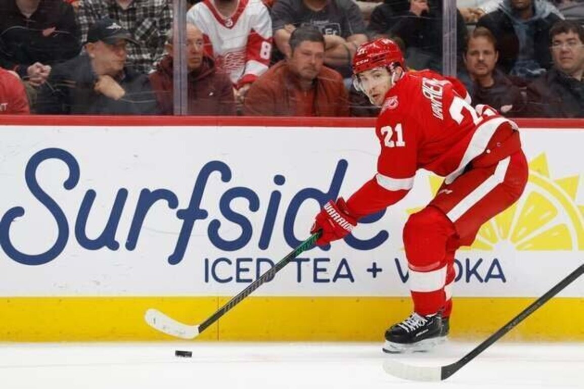 Red Wings continue line alterations as surging Sharks arrive