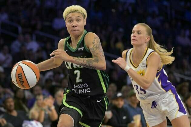Natisha Hiedeman, Lynx surge past Sparks