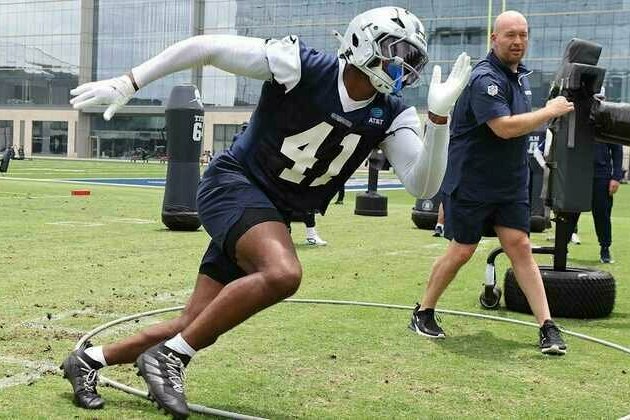 Donovan Ezeiruaku opens up about first minicamp, Micah's influence