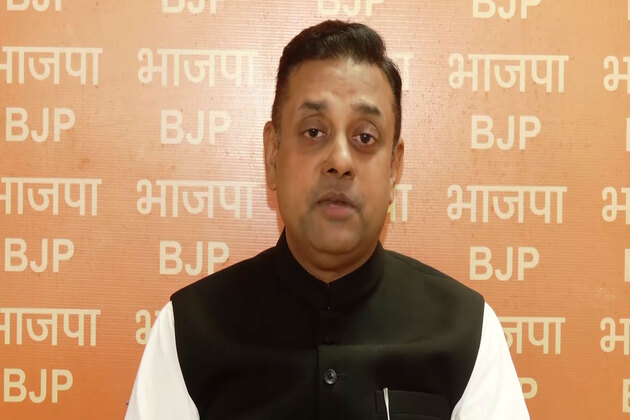 "Sonia Gandhi made India bow down, gave shelter to Pakistan": Sambit Patra on Congress' 26/11 response