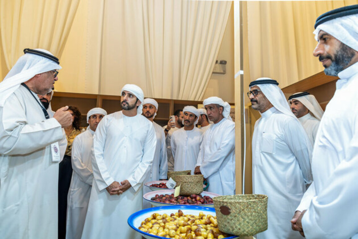 Hamdan bin Mohammed visits 'Dubai Dates' exhibition, approves AED1 million grant for participants