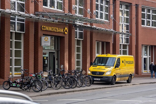 ECB sees no grounds to block UniCredit-Commerzbank deal