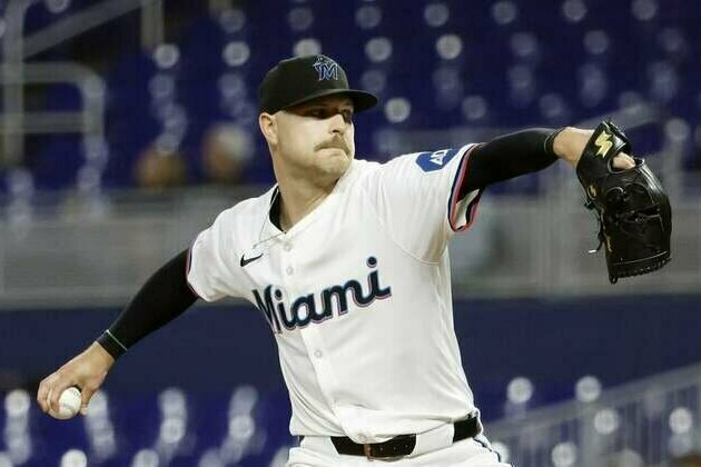 Reds, Marlins head into series looking to continue improvement