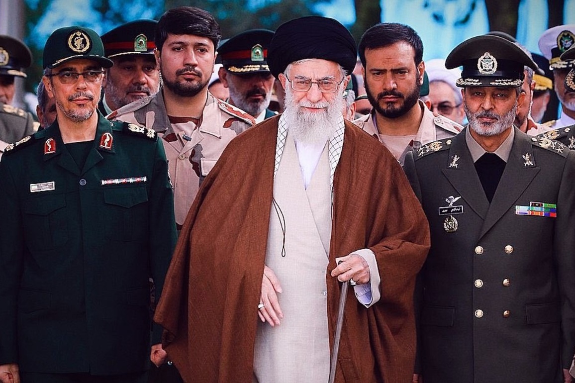 Trump vetoed Israeli plan to kill Irans supreme leader, US official  The Zimbabwe Mail
