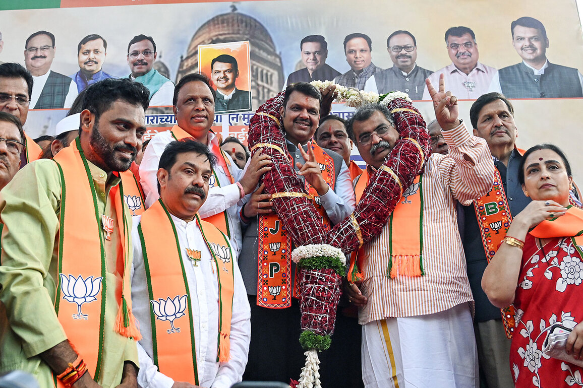 Mahayuti sweeps Maharashtra civic body polls, oppn struggles in most urban centres