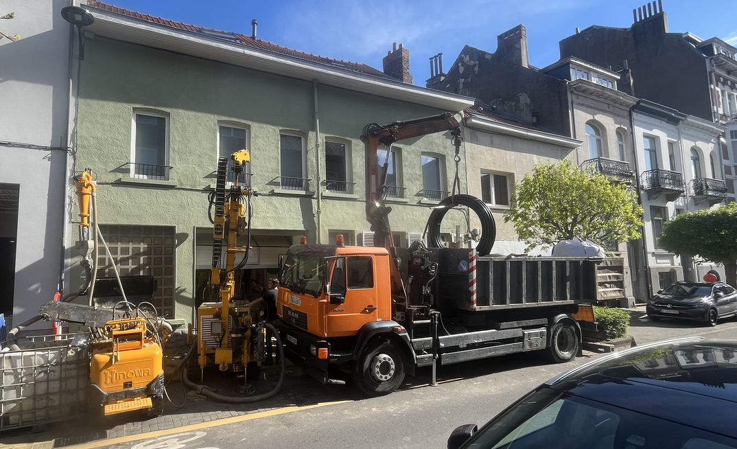 Construction site installation in confined spaces on a job where the separatus system was used for a domestic property in Brussels