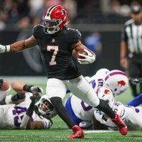 Bijan Robinson erupts for career night as Falcons beat Bills