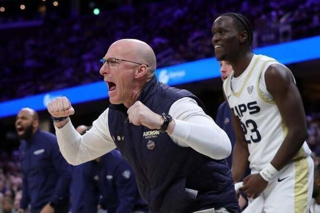 Reports: Charleston hires Akron's John Groce as coach