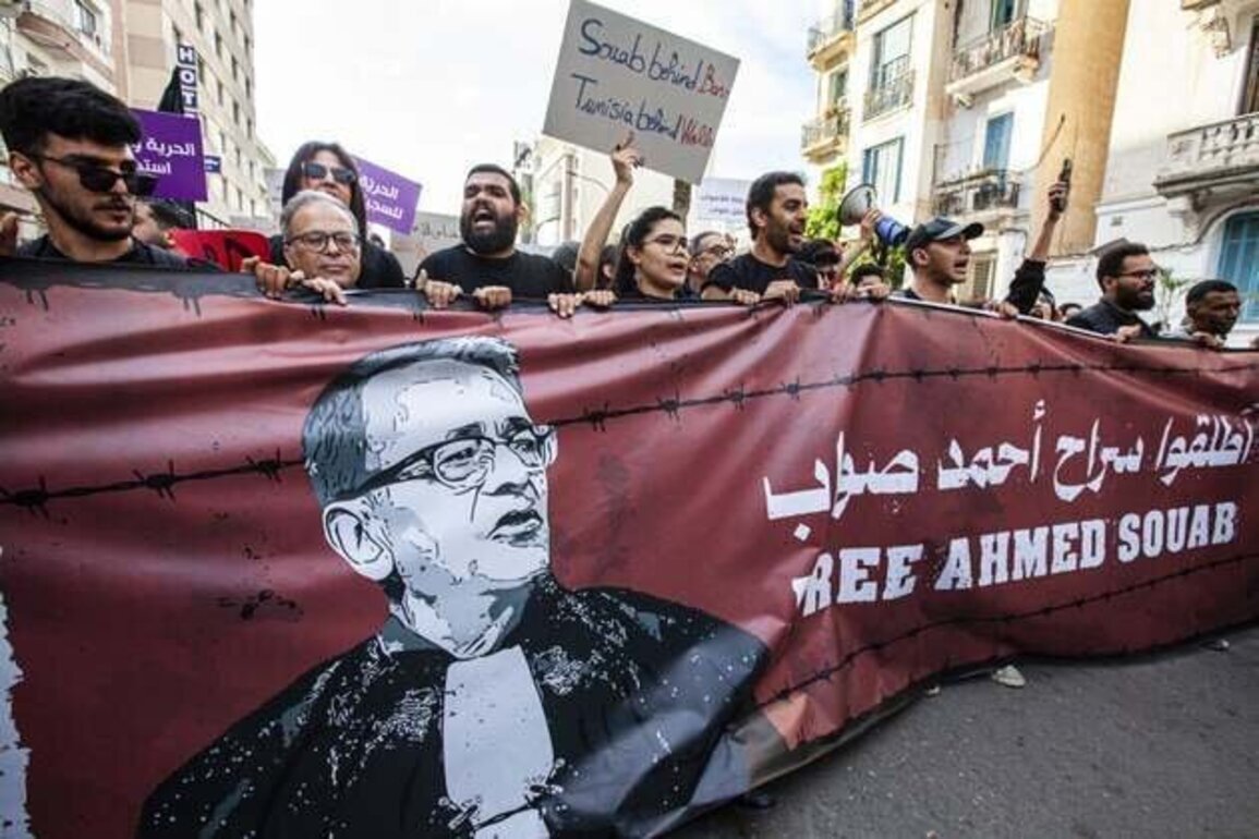 Tunisia: Prominent Lawyer Arbitrarily Detained