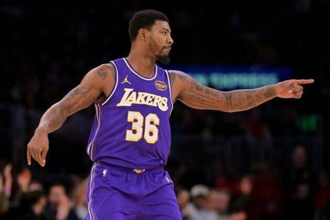 Lakers' Marcus Smart fined $35,000 for obscene gesture