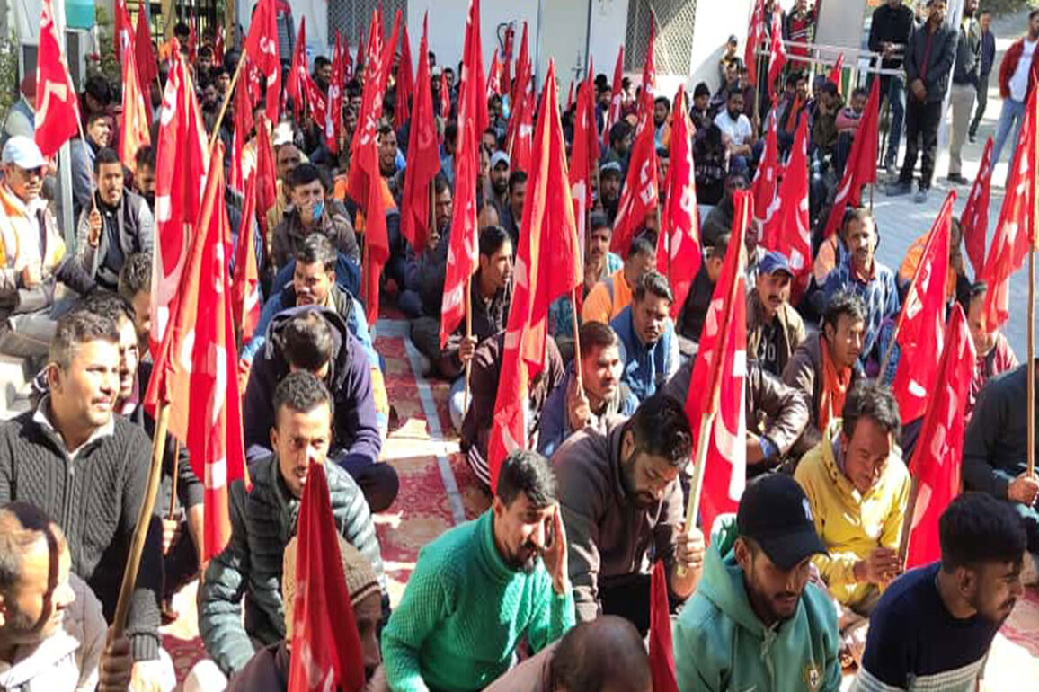 Trade unions, farmers hold nationwide strike; massive protests across Himachal: CITU