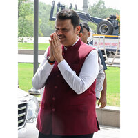 Maharashtra CM Devendra Fadnavis pays tribute to army personnel killed in explosion in J-K