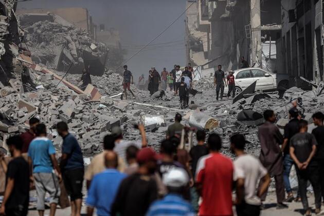 Israeli army intensifies airstrikes on Gaza City in apparent prelude to ground operations