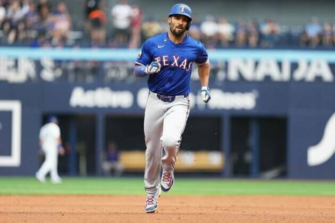 Rangers add Marcus Semien to 10-day IL, activate Adolis Garcia
