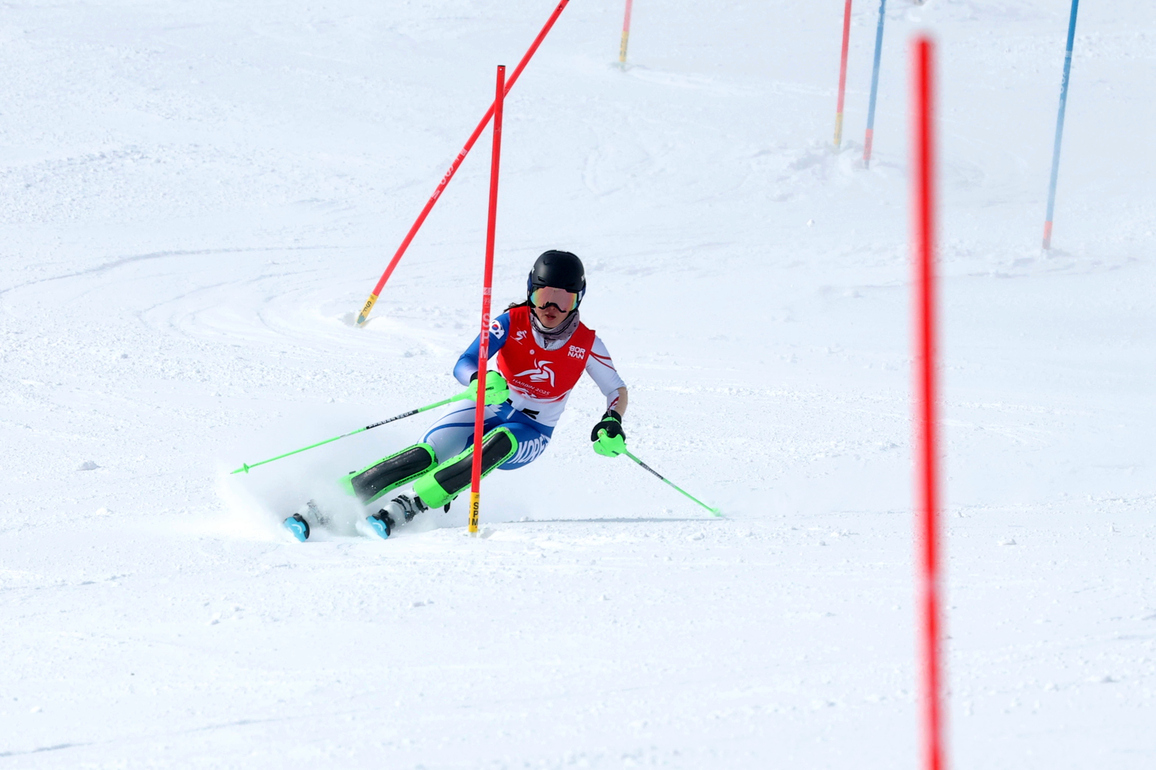 (SP)CHINA-HARBIN-ASIAN WINTER GAMES-ALPINE SKIING-WOMEN'S GIANT SLALOM(CN)