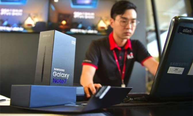Exploding phone battery: Samsung begins S.Korea exchange Exploding phone battery: Samsung begins S.Korea exchange