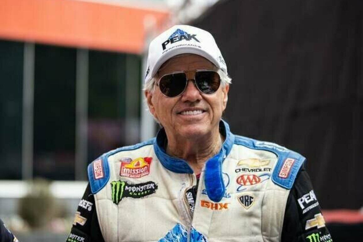 Drag racing legend John Force retires at 76