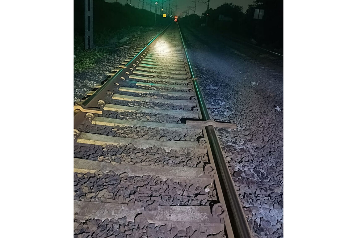 Blast derails Jaffar Express in Sindh as Baloch Armed Group claims responsibility