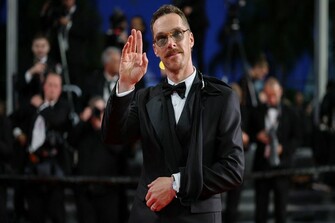 Turning injury into style: Benedict Cumberbatch walks Cannes red carpet with arm sling