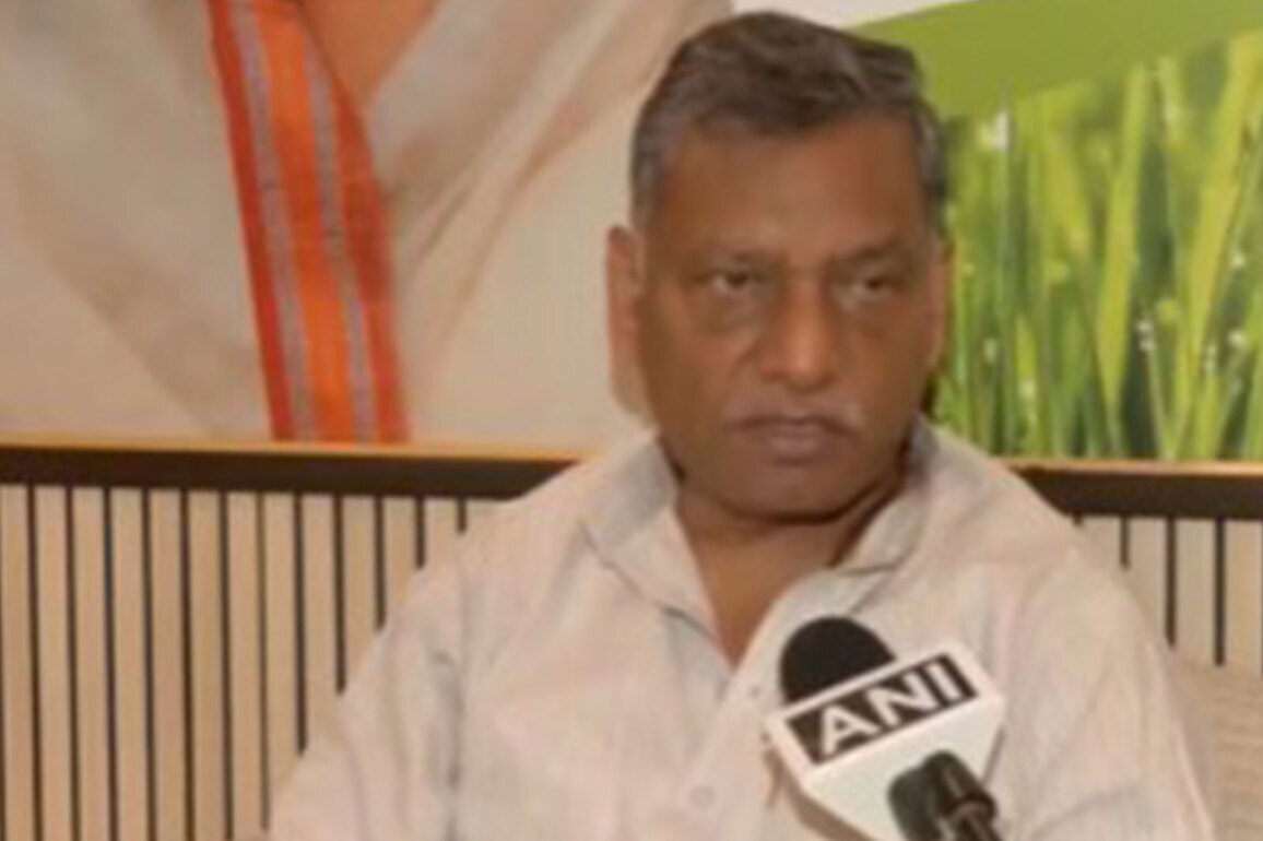 "Government should be concerned": Congress leader Akhilesh Prasad Singh expresses concern over LPG price hike; cites rising inflation