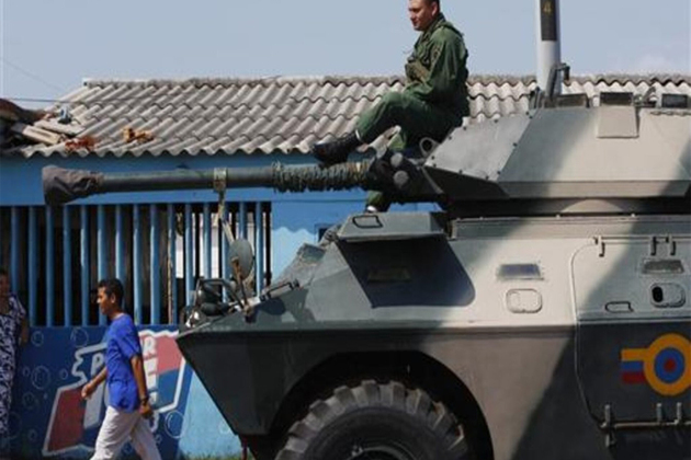 Colombia stops US arms imports amid rift over drug war decertification