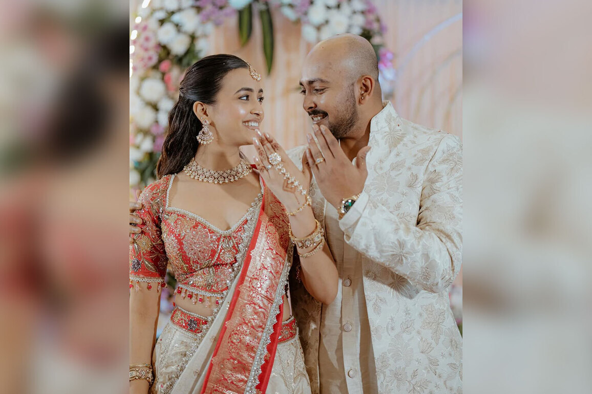 Prithvi Shaw gets engaged to long time girlfriend Akriti, shares pictures