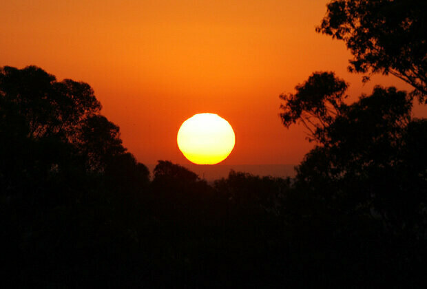 Heatwave descends on south-east Australia