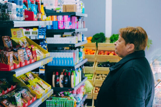 Small Shops in Bulgaria Struggle as Customers Shift to Big Chains