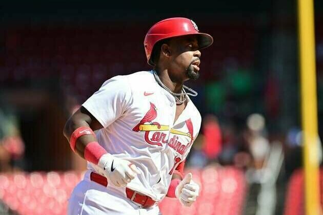 Cardinals break away late to split series with Pirates