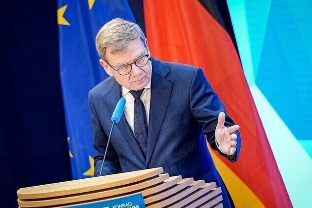 Germany backs tighter curbs on EU dissenters