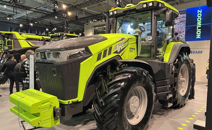 Agritechnica 2025: Zoomlion presents hybird tractor -with up to 500hp