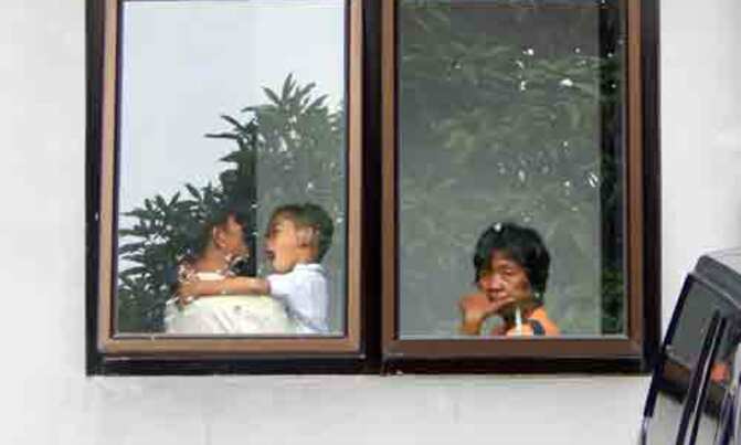 Indonesia issues execution orders for Australians, Filipino Indonesia issues execution orders for Australians, Filipino