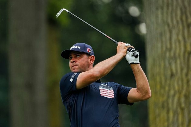Gary Woodland, Trey Mullinax tied for lead at CJ Cup
