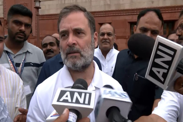 "Kya bolenge...ki Trump ne karwaya hai?" Rahul Gandhi takes jibe at PM Modi over US President's "ceasefire" claims