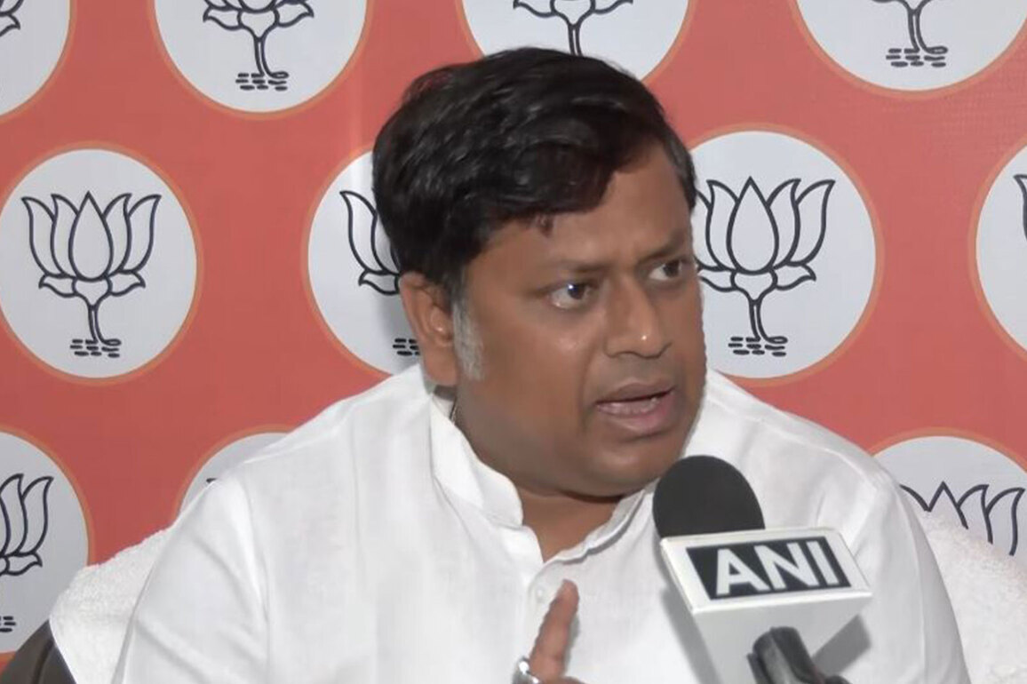 "Mamata Banerjee should accept her defeat...": Union Minister Sukanta Majumdar