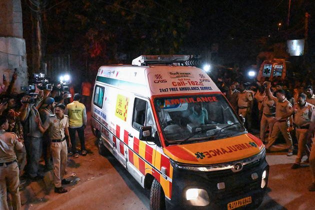 Delhi: Two dead after building collapses in Mehrauli