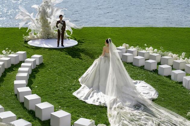 Romance blooms in Yunnan as destination weddings drive local economy