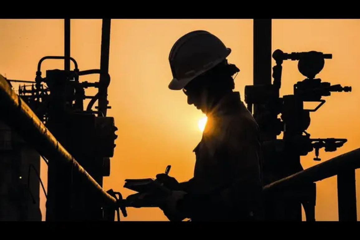 Aramco mulls gas plant divestment as state seeks more payouts